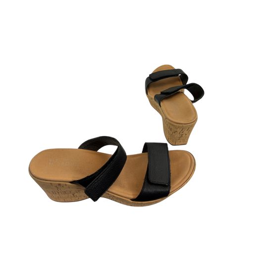 Naot Caveran Women 10US